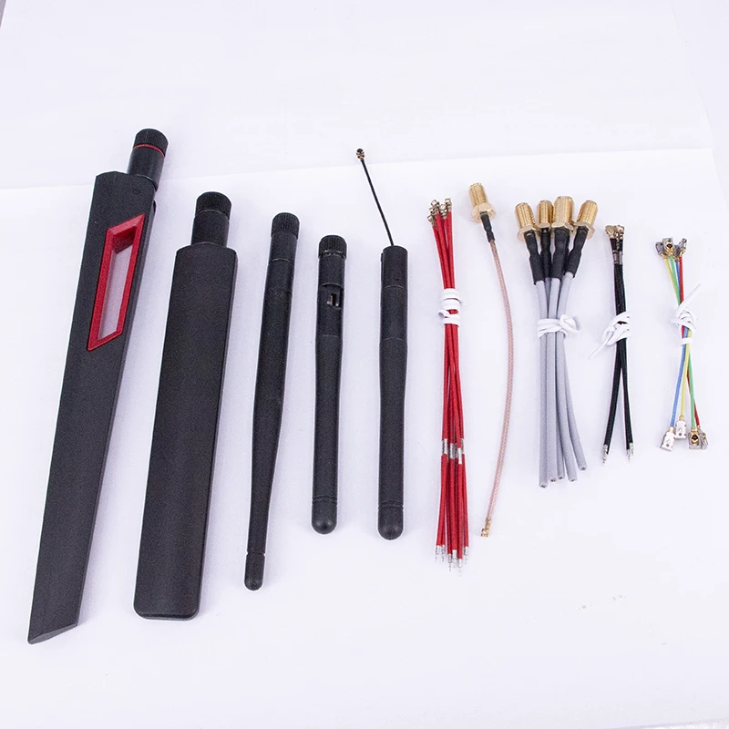 2.5 DBi 2.4G 4G 5G 5.8G SMaD Male Universal WiFi Antenna with Vertical Polarization RF Connector Mini SMD Female Pigtail Cable