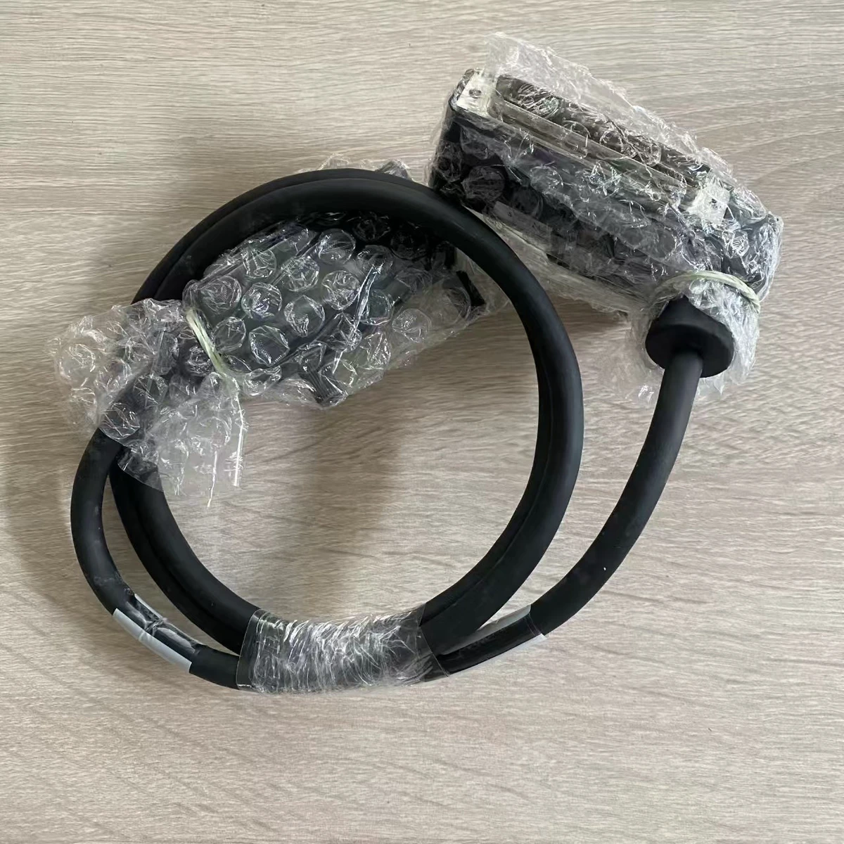 Control Cables P0916DB PVC Insulating Material Proximity Sensor Electronic Connector Cable for PLC