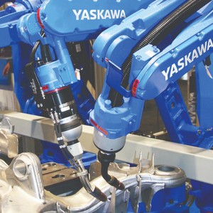 Yaskawa Industrial Robot Arm Servo Motor Assembly Welding Cutting Steel Pipe Machine