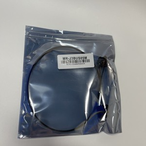 100% New and Original Mitsubishi Servo Bus Cable MR-J3BUS05M