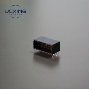 D1200 20P 90 Servo Motor Male Adapter Connector with Copper Alloy Contact and PBT Housing 125V DC 5A