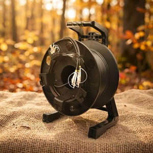 T Proof Tactical Grade Outdoor Armored Cable With Reel Lc/upc 4 6 8 12 24cores OM5 LC Water/Dus Protective Cap For Broadcast