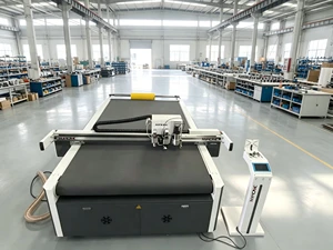 TOP Cnc Knife Automatic Cardboard A3 Auto Feeding Flatbed Cutter Reselling Car Decals Sticker Cutting Machine