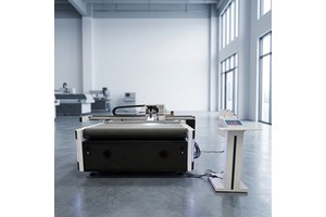 TC Wholesale Flatbed Cutting Machine Honeycomb Box Carton Cutting Machine for Packaging Industry