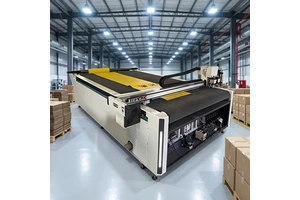 CE Assured Cnc Machine Foam Carbon Fiber Prepreg Cutting Plotter Flatbed CNC Die Digital Cutter Machine Plotter