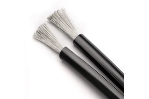 High Quality Approved DC 1500V Oxygen-Free Copper Wire XLPO Solar PV Cable IP67 Rated -40~120 for Industrial Construction