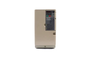 Original Yaskawa Inverter CIMR-VU4A0004FAA CIMR-TW4V0005JNA CIMR-AU4A0011FAA CIMR-AT4A0007FAA Variable Frequency Drive