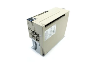 Yaskawa SGD7S-330A00A Servo Drive Yaskawa Sgdv-330a011a002000 Sgd7s-180a00a Sgd7s-5r5a00a Sgd7s-7r6a00a002 Yaskawa