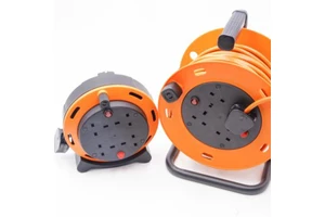 4*16A Uk 25M PVC Long Extension Cable Cord Reel Uk Reel-08