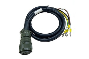 Flexible Industrial Servo Cable 4 Cores 2.5mm 1.5m Rubber Insulation IP67 Rated Wire Harness for Robotic Arm/Warehouse