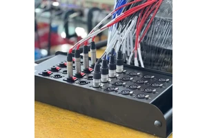 Custom Professional Multi-channel Twisted Pair Bare Copper Conductor PVC Jacket Stage Audio Snake Cable Box XLR/TRS Connectors