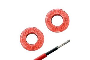 Solar PV Cable PV1-F-1*2.5 Mm²; Tinned Copper Wire with Safety Insulation; for Domestic Rooftop Solar Power Generation