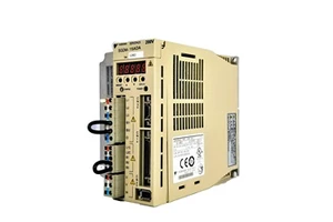 Yaskawa SGDS-01A01A 5KW AC Servo Driver 240V CE Certified 1 Year Warranty Made in Japan Hot Sale