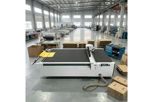 High Precision Digital Cutter Software Stencil Card Plotter Flatbed Cutter Oscillating CNC Vibrating Knife Cutting Machine Table