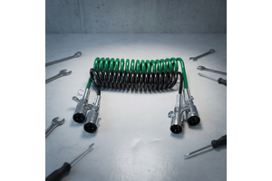 New Seven Core Trailer Cable Coiled Cord with InLine Power Plug for Heavy Duty Trucks/Trailers 28T Load Capacity 4.5M Length