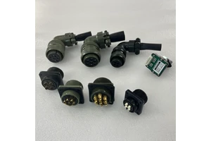 Clasp Connectors Servo Motor Aviation Waterproof Plug and Socket Connectors Bayonet Fiber Optic Connector for Fanuc Mitsubishi