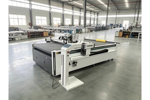 Automatic Digital Flatbed Cardboard Grey Board Packaging Material With Creasing Tools Car Decals Sticker Cutting Machine