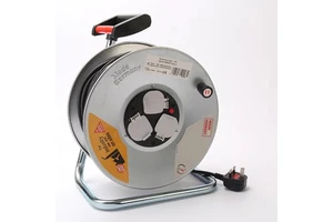 Iehc Wholesale Outdoor Cable Reel Waterproof 25m/30m/50m Extension Power Cord with Reel