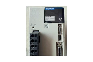 Yaskawa AC Servo Driver SGD7S Industrial Automation Electronic Equipment with 1-Year Warranty for New Cartons