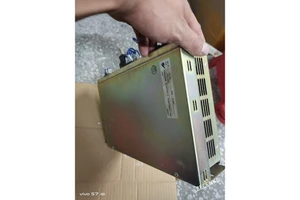 Yaskawa Servo Controller JZRCR-XSU01 Used