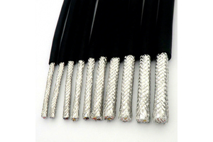High Flex Industrial Drag Chain Cable Small Bending Radius IP67 Rated 300V 200m/roll for Logistics AGV Automated Sorting Systems