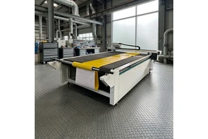 Die Cutting Machine Paper Cardboard Box Cutting Plotter Business Card Printer Poster Flyer Cutter with Bearing Gear With CE