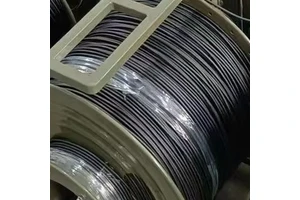Tactical Armored Spiral Tube Fiber Cable 4 Core 5.0mm LSZH G657A2 Plastic Connector -40 to +80 Bend Radius 20D