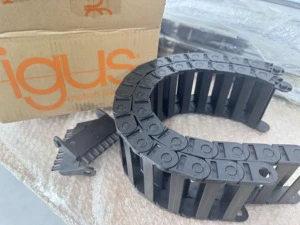 Fast Delivery 100% Original Germany Igus Nylon Cable Drag Chains Flexible CNC Routers Plastic Energy Rail Carrier System Cables