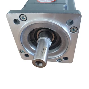 Beckhoff AM8032-1D20-0000 2.38Nm Servo Motor Automation One Cable Multi Turn Feedback Smooth Shaft