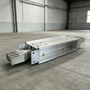 Low Voltage Air Insulated Type Copper Wire Busway 400A-1600A For Commercial & Industrial Power Distribution