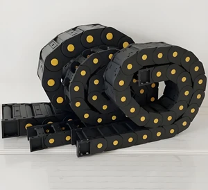 Nylon Flexible Drag Chain with Bridge-Type Fully Enclosed Plastic for Engineering Cable Protection