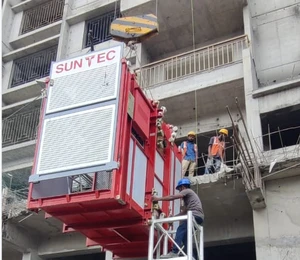 CE Certified Hoist Building Lifting Passenger & Material Hoist SC 200 Construction Hoist For Sale