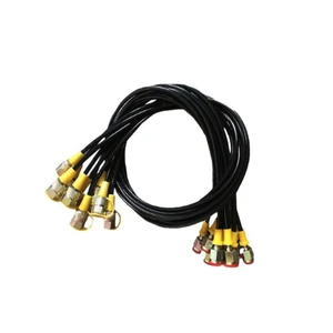 Industrial High Pressure Steel Wire Hydraulic Oil Test Hose Fibre Polyurethane DN2 Microbore M16*2