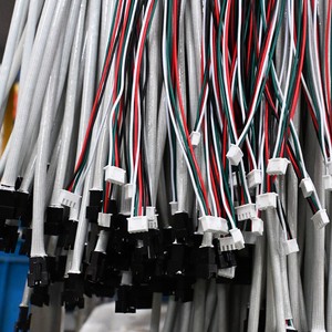 OEM Auto Wire Harness Manufacturer for Electronic Transformer Auto Wire Motors Oil Gas Exploitation Durable PTFE PVC Nylon PBT