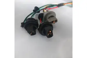 Automotive tail light wiring harness