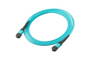 FTTH MPO OM4 MTP Fiber Trunk Cable 12 24 48 Core Pre-terminated MPO Patch Cord 1m Single Mode For Data Center