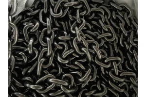 G80 Short Link Welded Lifting Chain Powder Coated Alloy Steel Heavy Duty Industrial Hoisting Drag Chain EN818-2 Standard