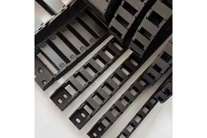 Bridge Frame Flexible Tubular Drag Chain Conveyor Slat Conveyor Chain Drag With Durable Bearings As Core Component