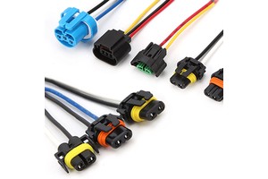 DJ7022Y-2.3-1121 Automotive Waterproof Connection Wire Vehicle Conversion Harness Processing