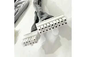 Power Harness for Medical Device Barrier-free Lifting System