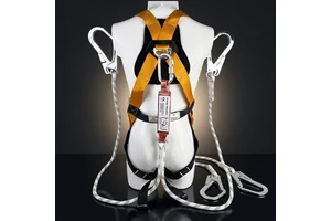 Heavy Duty Polyester Safety Harness Custom Adjustable Size Suited for Engineering Outdoor Working Scenarios