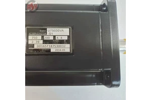 NEW AC SERVO MOTOR R88M-U75030VA-S1