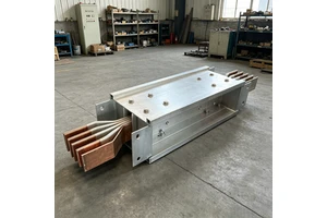 Heavy-Duty Low Voltage Compact Busway 40A-400A Aluminum Housing,Copper Wire IP54/IP66, Flame Retardant