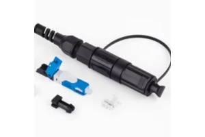 Pre-Assembled FTTH Accessories Water-proof Drop Cable SC / UPC APC Fast Assembly Conector De Fibra Optica