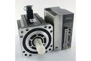 Lichuan Servos 7.5KW 220V 23Bit 3 Phase Servo Motor with Drive Controller 180M48015B+M1532P Servo Motor for Cnc Machine
