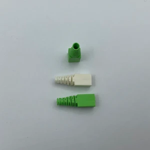 21mm Length 3.0mm SC APC Singlemode Fiber Optic Connector Square Boot With Fire-Retardant TPE Housing