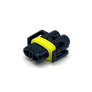 2 Pin Female H11 H8 H9 Fog Lamp Harness Socket Car Waterproof HID Hernia Light Connector Plug 12124819