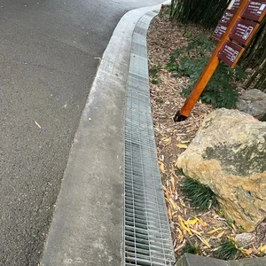 Outdoor Security Road Storm Drainage Hot Dip Galvanized Heavy Duty Steel Slot Drain Box Trench Water Drains Channel Grates
