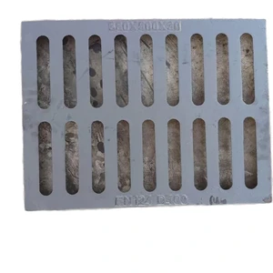 Cast Iron En124 D400 Drainage Grille Manhole Cover for Road Safety and Parking Lot Rainwater Management
