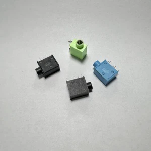 PJ-325C 5-Pin Black Green Blue Red Female Brass Connector Rectangle IP20 3.5mm Audio Video Adapter Headphone Jack Socket Nylon